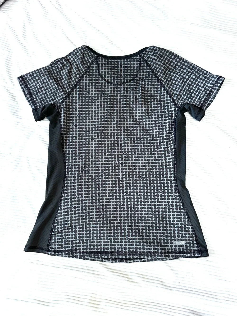 The North Face Women's Black & White Dot-Print Short Sleeve Tee - Picture 3 of 7